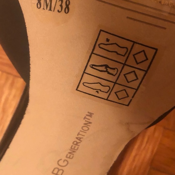 BCBG Slip On Heels - Picture 5 of 5